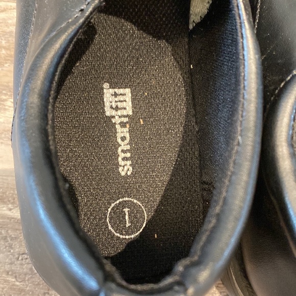 ❌SOLD❌ Boy 1Y dress shoes GUC - Picture 5 of 8